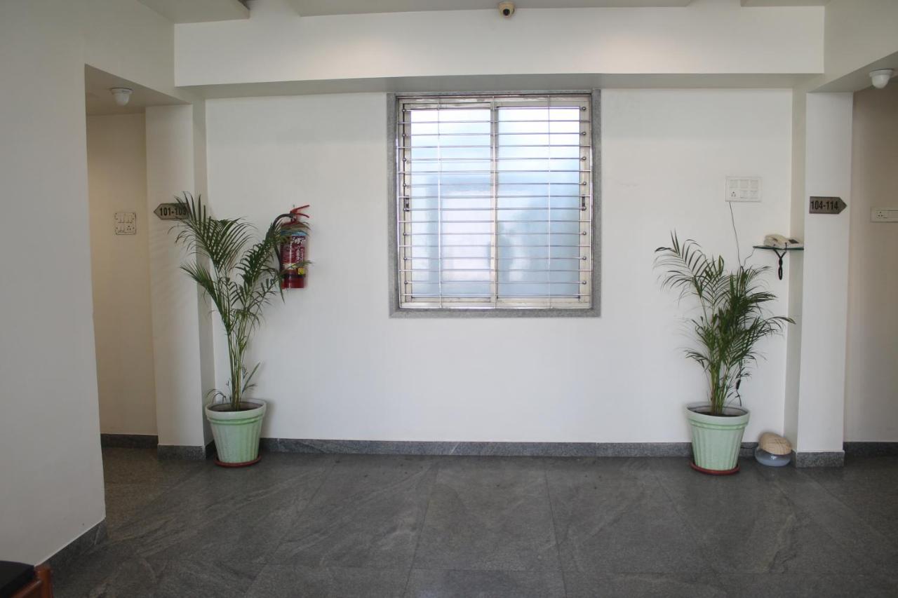 Chryso Hotels Pvt Ltd Ankleshwar Exterior photo